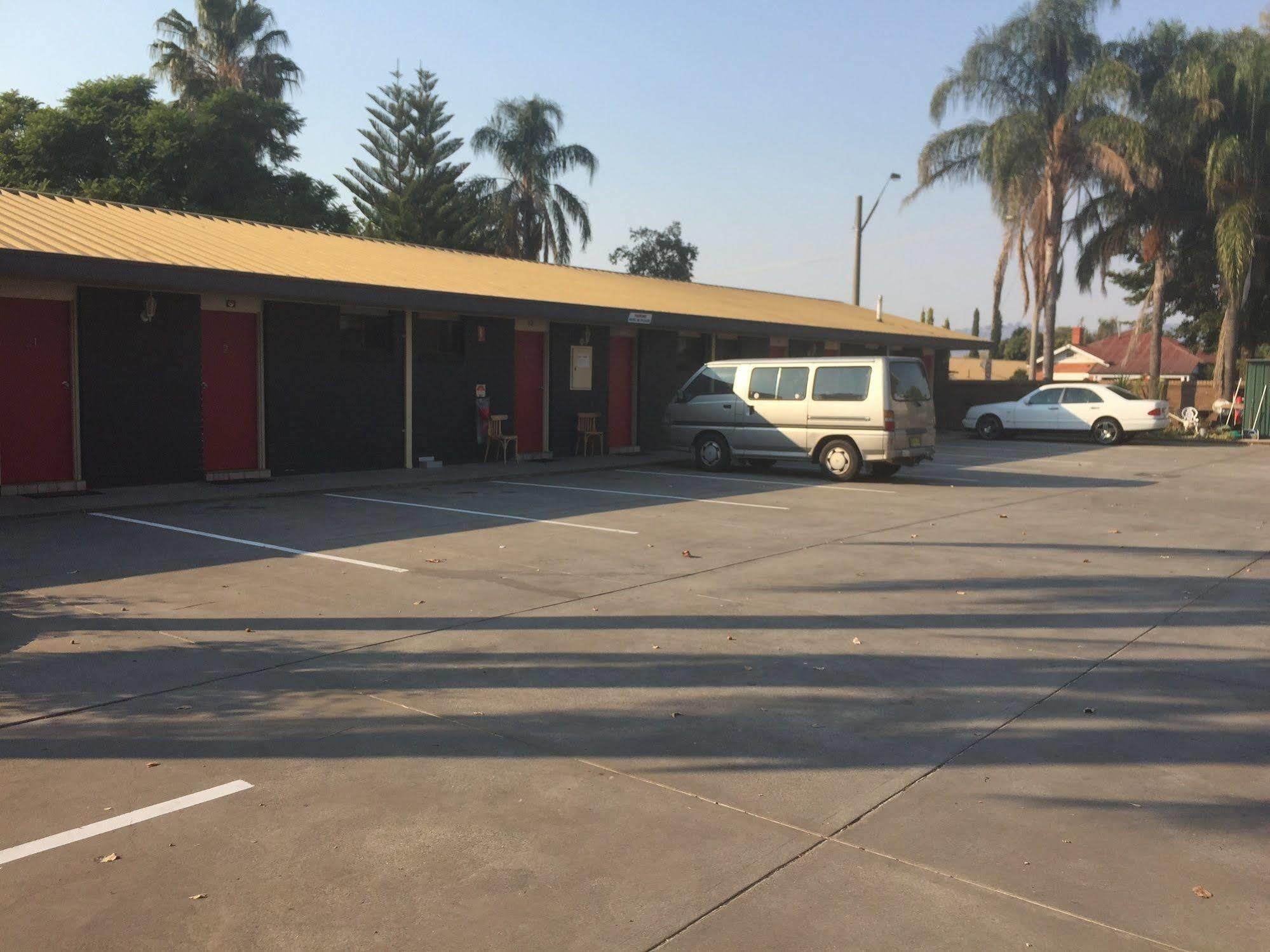 Albury Garden Court Motel Exterior photo